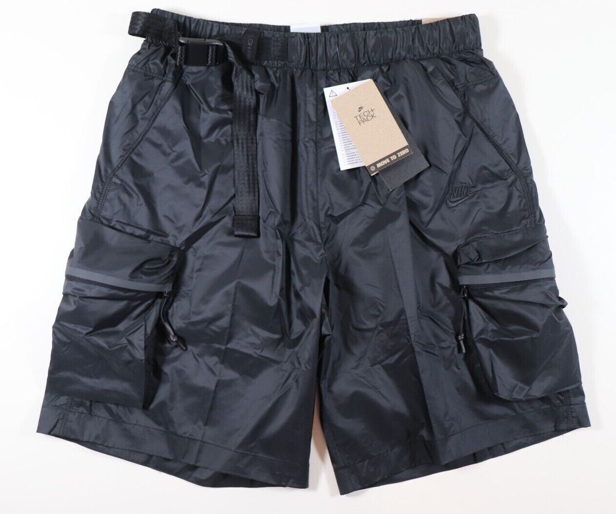 NIKE SPORTSWEAR TECH PACK WOVEN UTILITY CARGO SHORTS - BLACK DX0229-010 - MEN S NIKE SPORTSWEAR TECH PACK WOVEN UTILITY CARGO SHORTS - BLACK DX0229-010 - MEN S