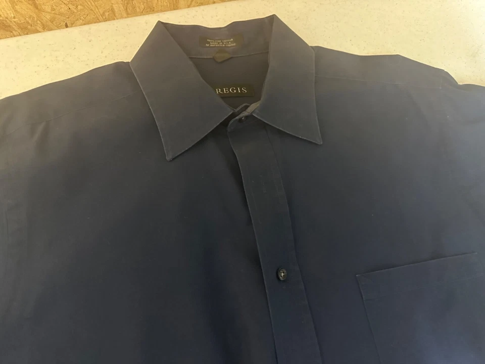 LOT OF 3 MEN'S DESIGNER SHORT & LONGSLEEVE SHIRTS, NAVY, BLACK, PURPLE, LARGE - Image 2 of 4