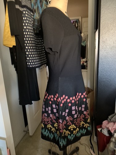 Stunning Valentino Black Viscose Flower Detail Dress Sz L! - Picture 5 of 12