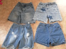 lot 4 short jean fille taille 11 .12 ans.