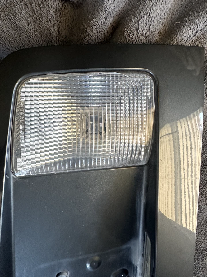 03-07 Cadillac CTS  Trunk Panel Lid  License Plate OEM Gray (BC/CCU417P ) code - Image 4 of 4