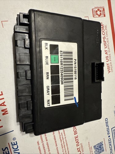 2003-2006 Chevrolet Silverado Body Control Module 15198116 OEM - Picture 7 of 7