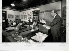 Press Photo Mayor Martin Dunn giving speech, Massachusetts - sra29518