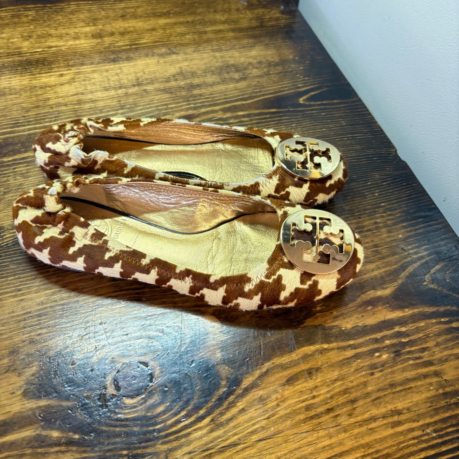 Tory Burch Brown Flats Size 6.5 thumbnail 2