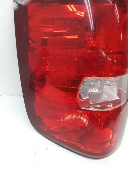 Luz trasera de pasajero camioneta con caja DRW para camioneta Sierra 3500 07-14 75962 Foto 4 de 4