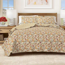 Floral Meadow Quilt Set King / California King, Golden Meadow