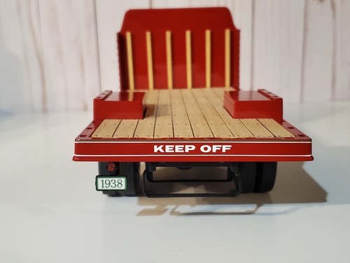 1938 Budweiser Beer GMC Stake Bed Delivery Truck 1:24 Scale Diecast Danbury Mint - Picture 4 of 9