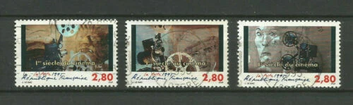 Timbres avec 3 timbres