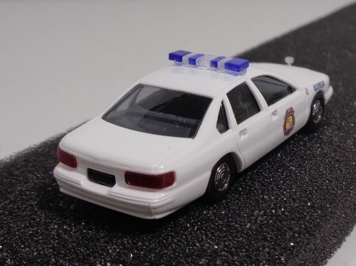 Busch H0 47626 Chevrolet Caprice "Honolulu Police" NEU & OVP - Picture 2 of 5