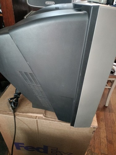 tv dvd combo - Picture 5 of 7
