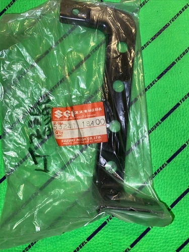 BRACE, FRONT FENDER LH