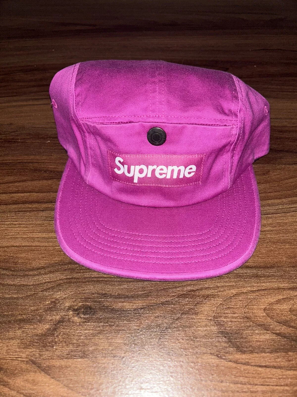 Casquette de camp à bouton pression suprême