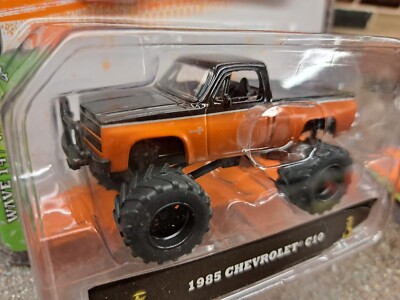 JADA JUST TRUCKS 1985 CHEVROLET C10 1:64 Orange Black Halloween