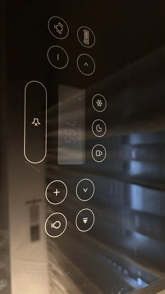 SOBRO Grande SMART Negro Mesa de Centro Refrigerador Bluetooth Altavoces USB - USADO Foto 4 de 4