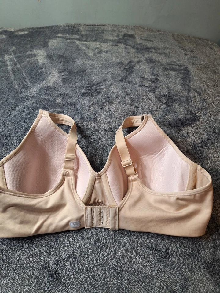 Bali Underwire Tshirt Bra 40B Beige Neutral Lined - Image 3 of 4
