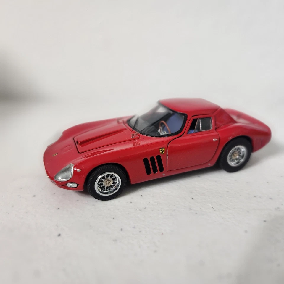 Jouef Evolution 1964 Ferrari 250 GTO in Red 1:43 - Image 4 of 4