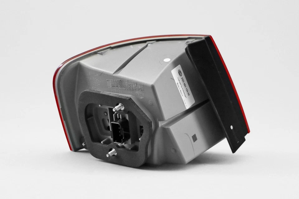 VW Jetta MK3 Rear Light Right LED 05-10 Tail Lamp Driver Off Side O/S OEM Hella - Image 2 of 4