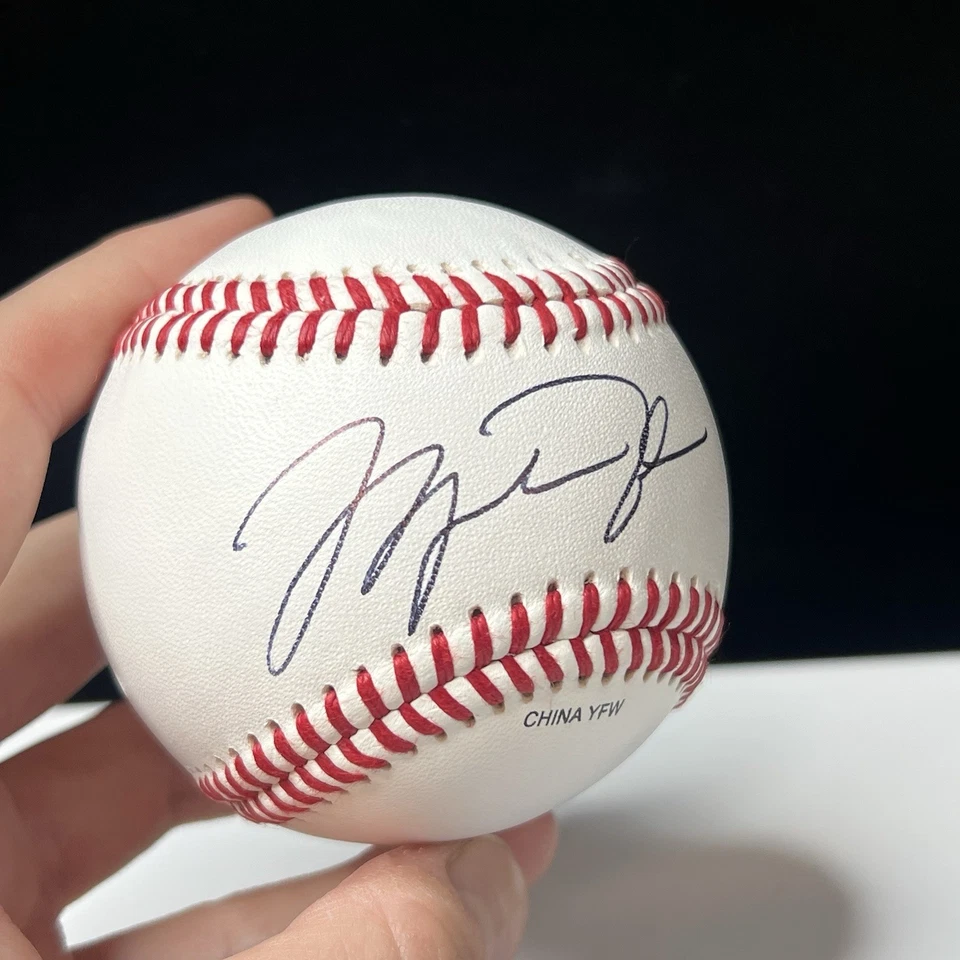 Michael Jordan Signed Baseball Autograph W/ COA Chicago Bulls #23 - Image 2 of 4