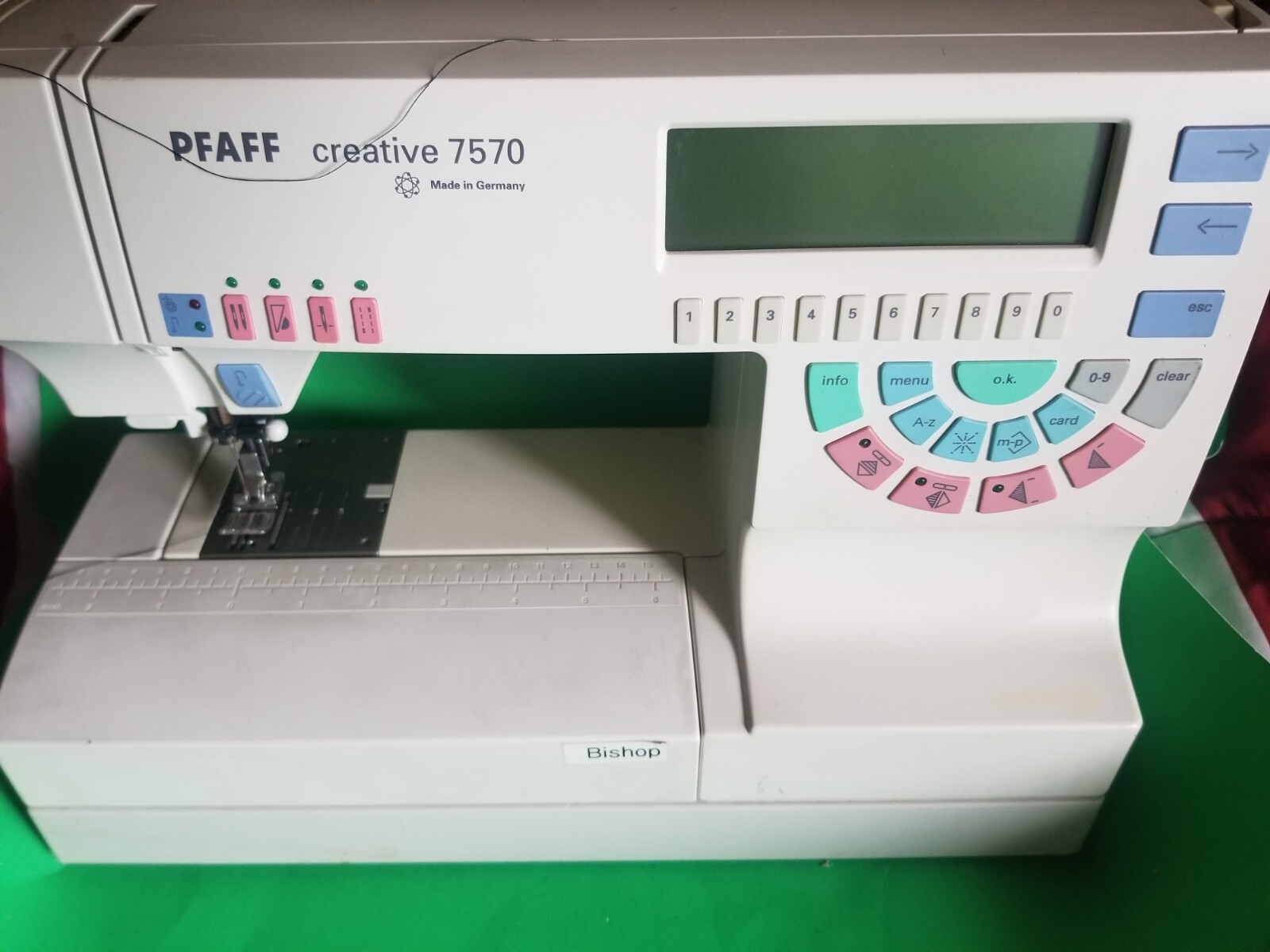PFAFF CREATIVE 7570 SEWING MACHINE eBay