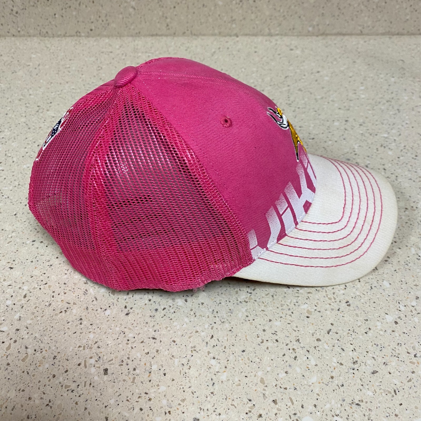 Picture 2 of 6