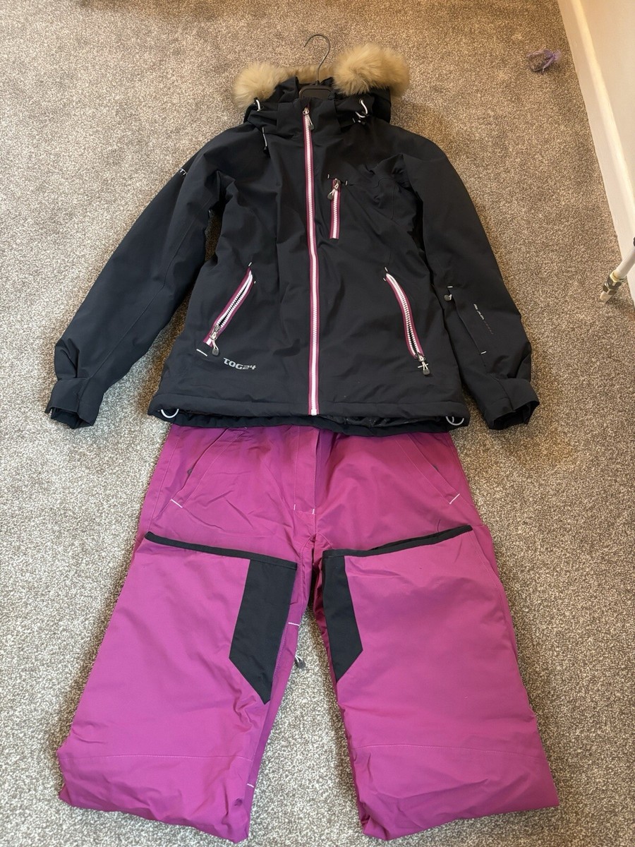Women’s Tog 24 Ski Jacket And Salopettes size