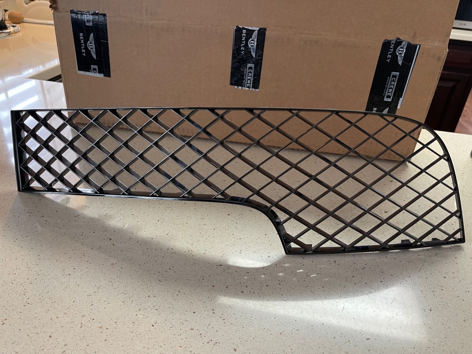 12-13 Bentley Continental GT GTC Front Bumper Dark Chrome Right CenterGrille OEM