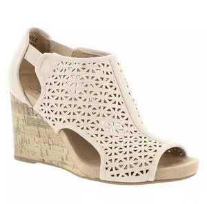 lifestride women's hinx 2 wedge sandal