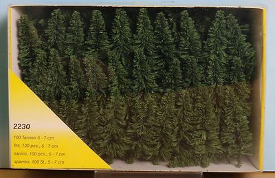LOT DE 10 Sapins - Echelle HO et N EUR 4,90 - FR