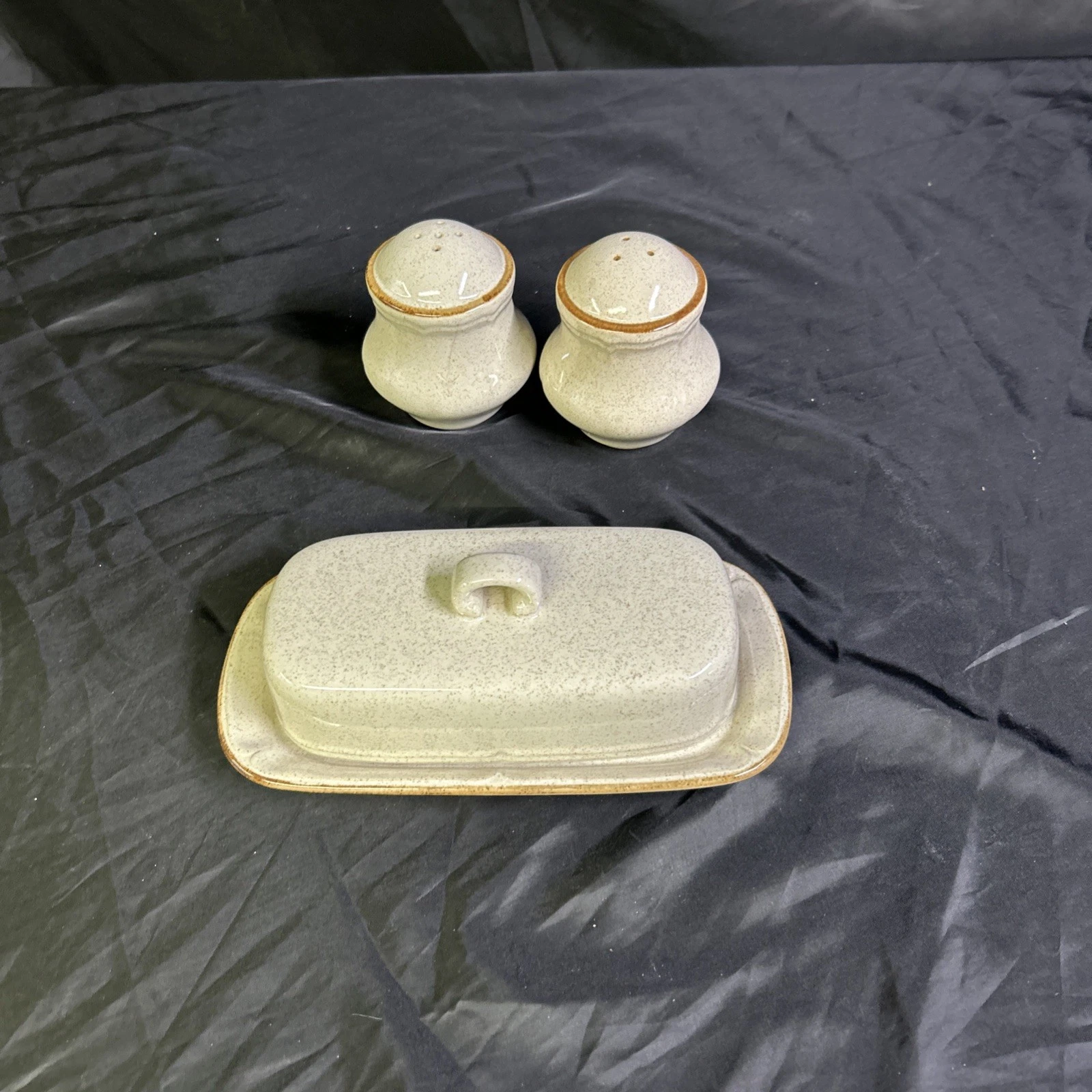 HEARTHSIDE Baroque Summer Sun Covered Butter Dish & Salt Pepper Shakers Set