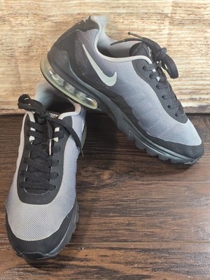 Nike Boys Air Max Invigor (CZ4193-001) Gray Running Shoes Sneakers Sz 7Y No Box