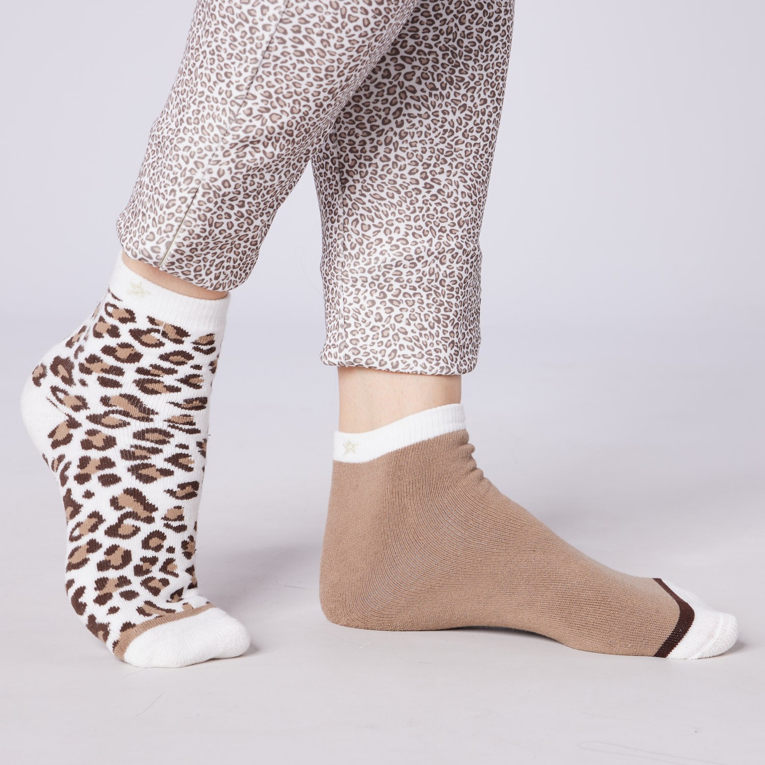 Swing Out Sister 2 Pair Pack of Socks in 'Snow Queen'