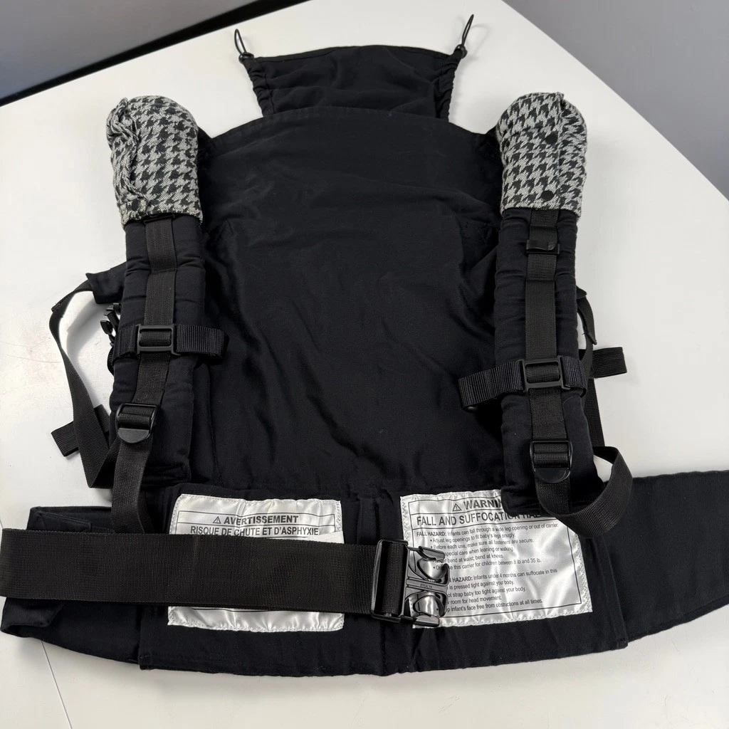 Gustine baby carriers Black Gray
Opens in a new window or tab