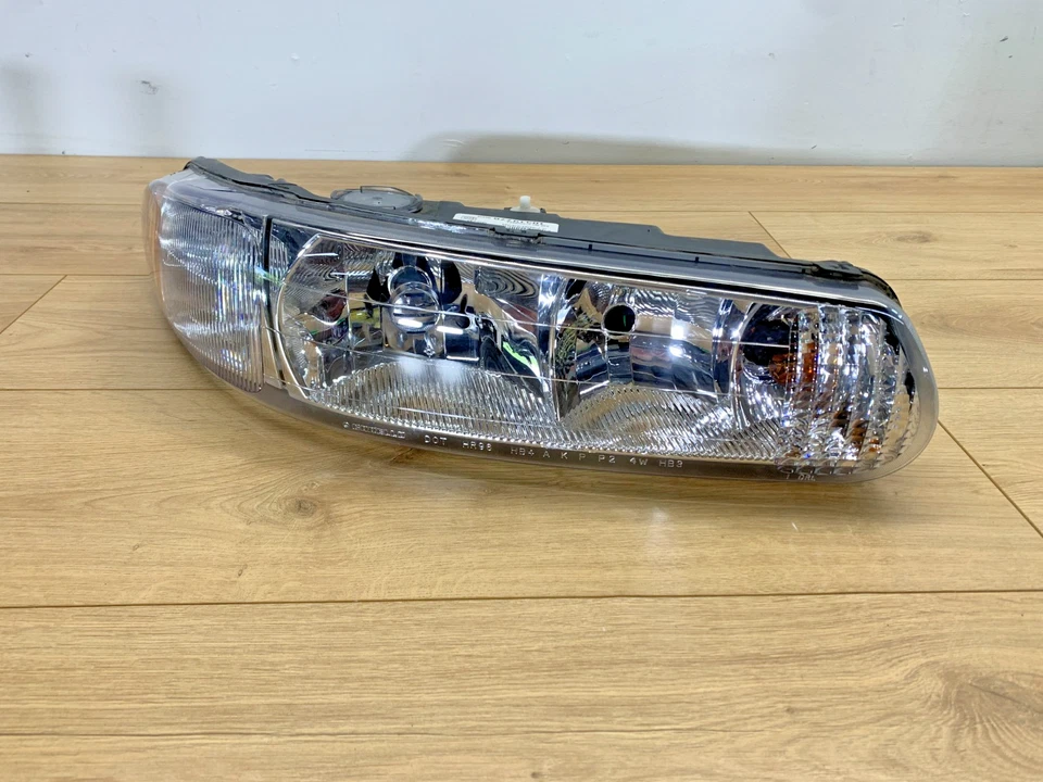 Conjunto de faros delanteros derechos Buick Century 1997-2005 10319776 nuevos OEM Foto 2 de 4