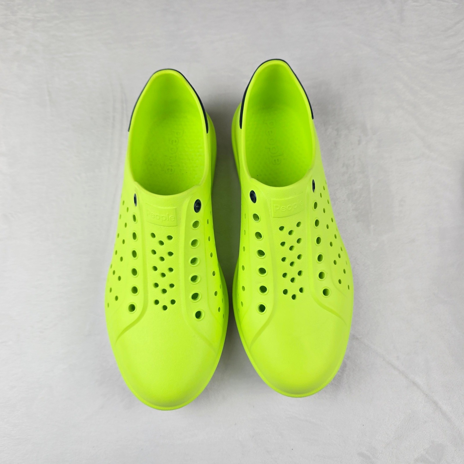 People Shoes Water Shoes Neon Yellow Rubber Slip On Casual Size M8 W10