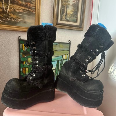 DEMONIA BEAR 202 プラットホーム スエード ブーツ◯関送無料◯ Demonia Black Bear Faux Fur Boots for Bold Style – Rave