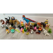 Mixed Lot of 40 Plastic Toy Animals Figures Minions Dinosaurs Sea Creatures