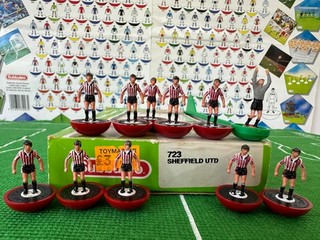 Subbuteo 63000 Lightweight (LW) Team – SHEFFIELD UNITED Reference: 723