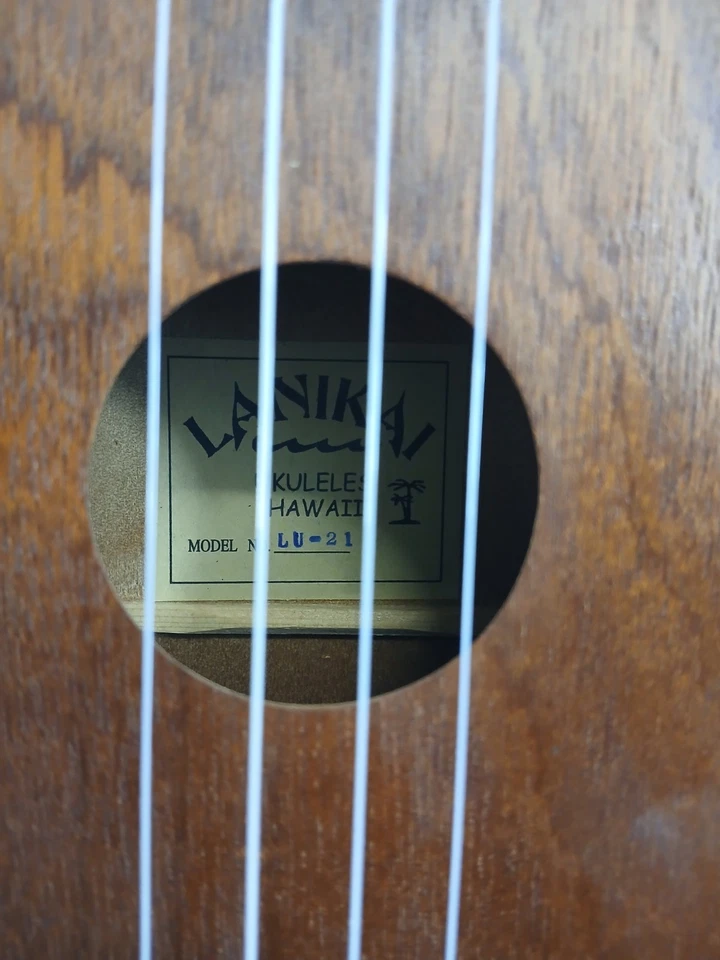 Lankai LU-21  Standard Soprano Ukulele With Hard Case VGC - Image 3 of 4