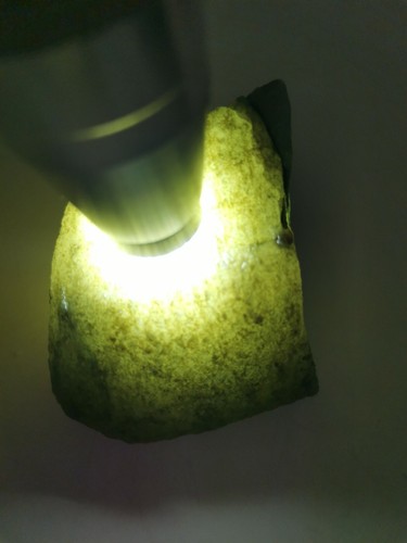 Icy Ice Light Green Burma Jadeite Jade Rough Stone/高冰淡绿天然缅甸翡翠原石/天然ビルマジェダイト原石 - Picture 4 of 11