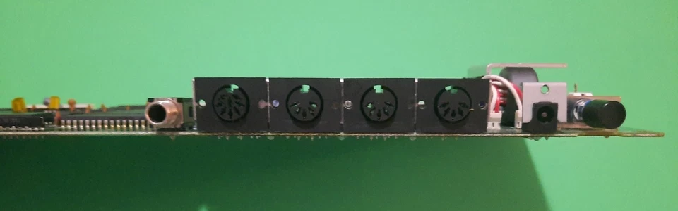 雅马哈 RX7 Xd448 电路板 未测试 — 第 2/4 张图片