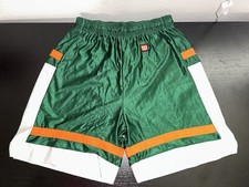 Vintage Wilson Basketball Shorts Polyester Women’s Green Sports Made In USA Sz L
