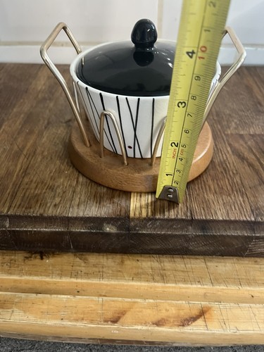 Keramik Schale mit Deckel auf Holzständer - Bild 6 von 6