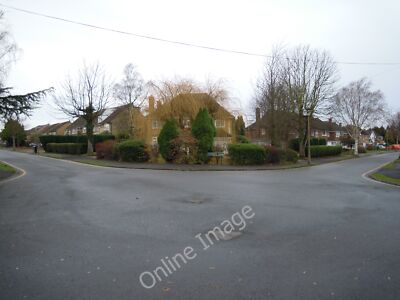 Foto 12x8 Ferndown Road Solihull Corner in Road by Alley to Seven Star Roc2011