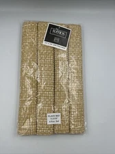 Trends Collections 13"x19" 4-Pack Placemat Set basket weave Christmas gift 