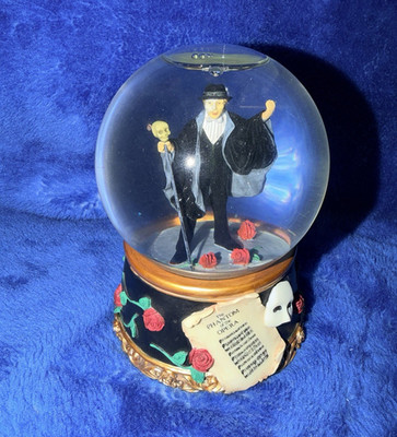 San Francisco Music Box Co Phantom of the Opera Musical Water Globe 1999