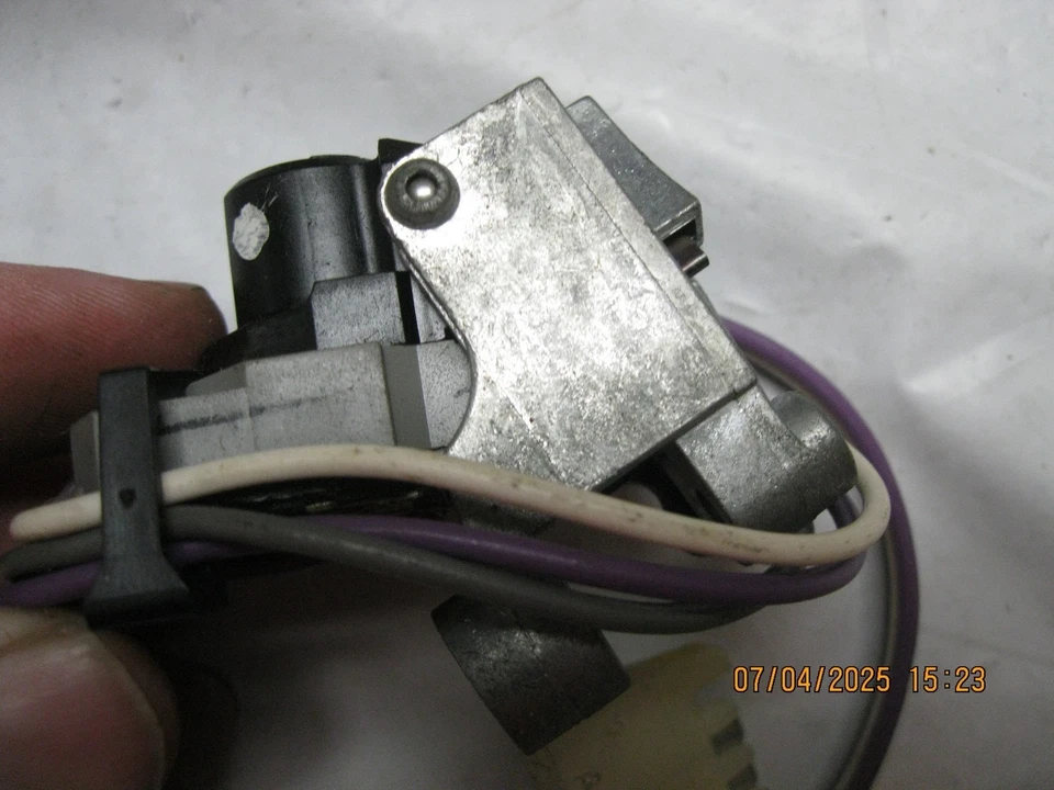 Windshield Wiper and Washer Switch AcDelco D6335D 26043117 Foto 4 de 4