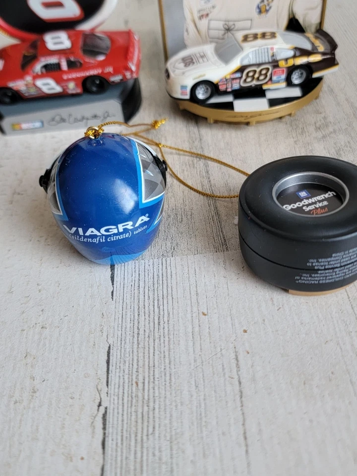 NASCAR Variedad Neumático Casco Dale Earnhardt Coche Set De Colección Único Foto 4 de 4