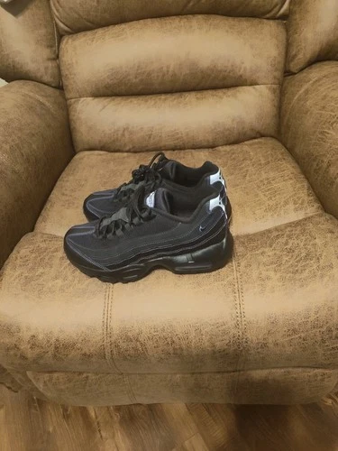 Size 6.5 - Nike Air Max 95 OG Black Persian Violet