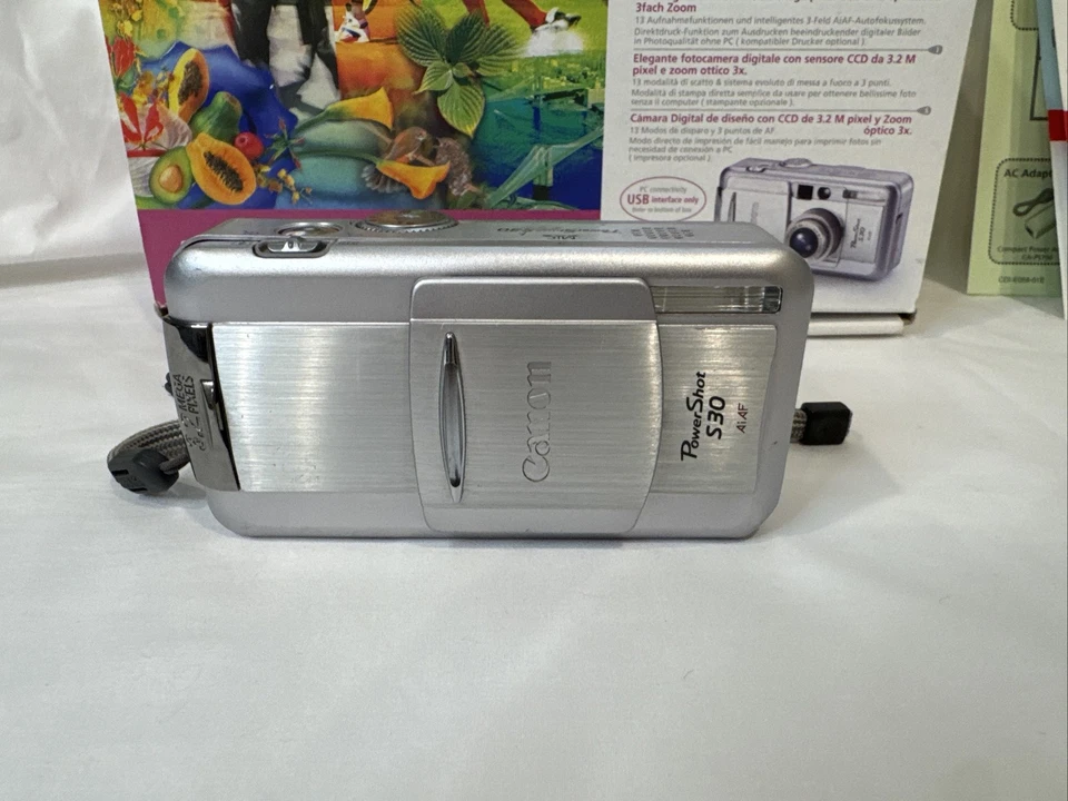 Canon PowerShot S30 Digital Camera • Silver UNTESTED • No Charger • 3.2mp - Image 4 of 4