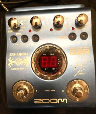 ZOOM G2Rリッチーコッチェンモデル ZOOM G2R Richie Kotzen Guitar Multi Effects Pedal Poison Mr.Big